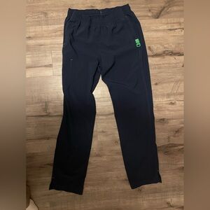 Carhartt size medium drawstring scrub pant in navy blue